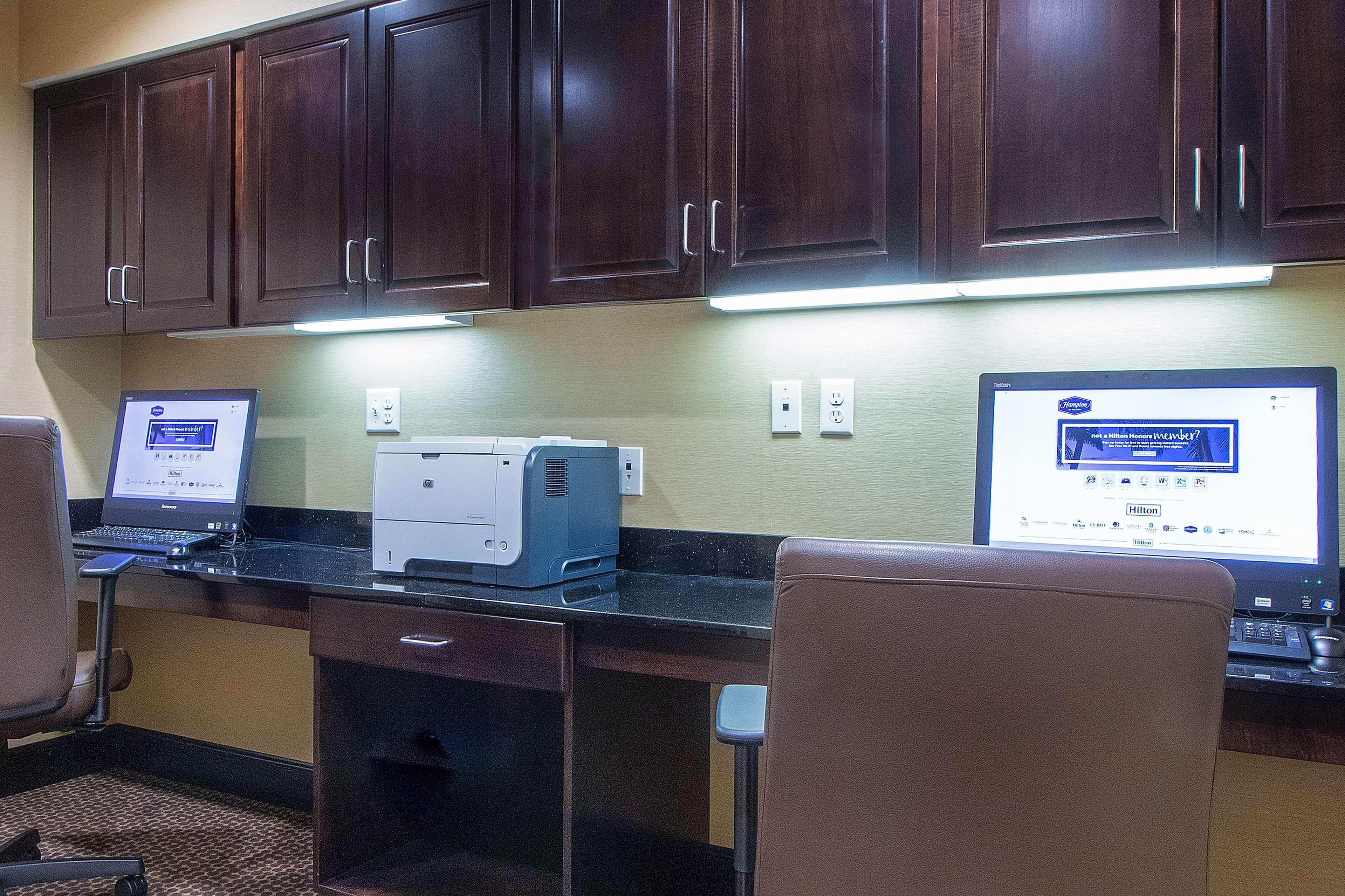 Hampton Inn Oxford/Miami University Area Екстериор снимка