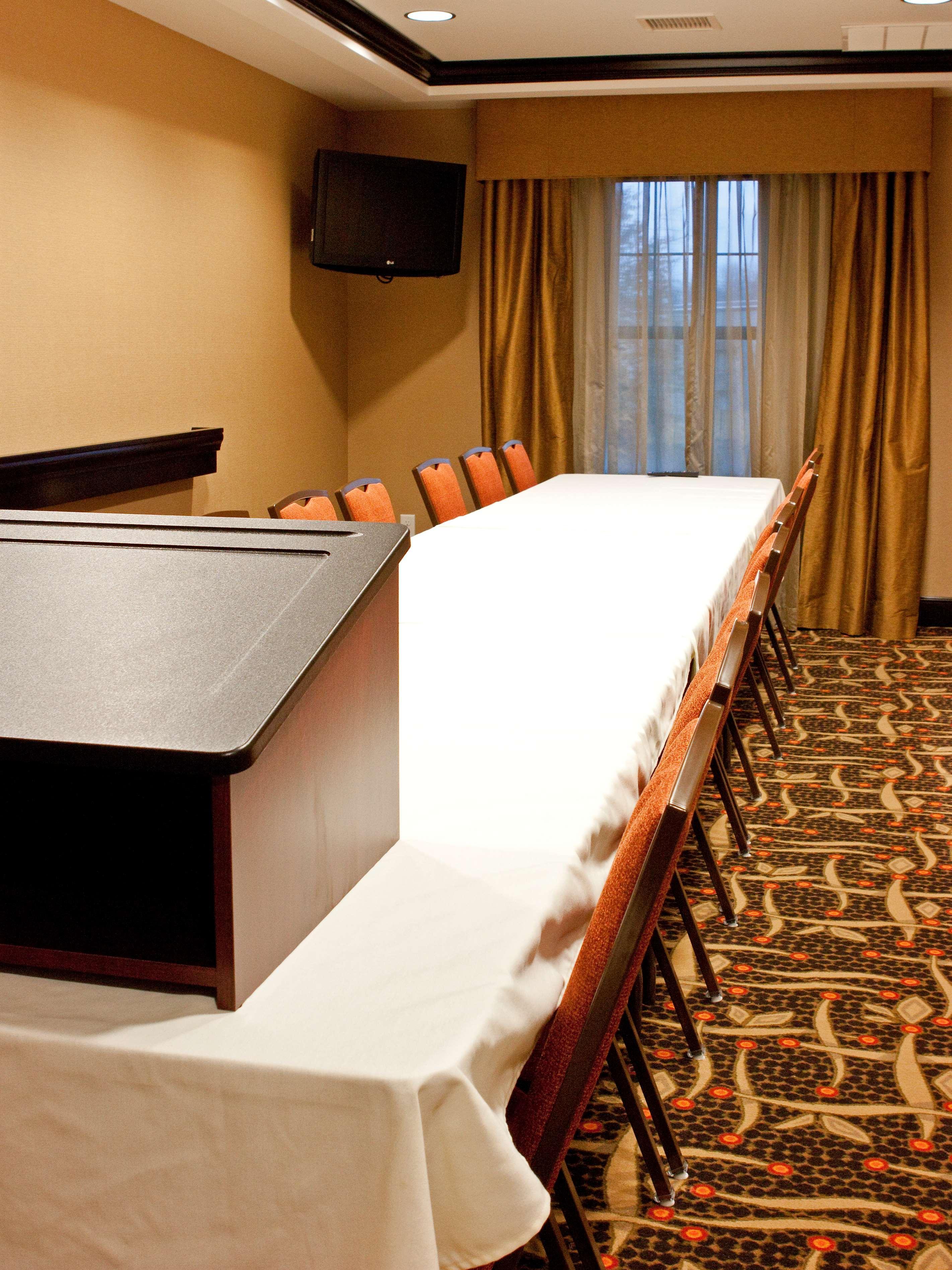Hampton Inn Oxford/Miami University Area Екстериор снимка