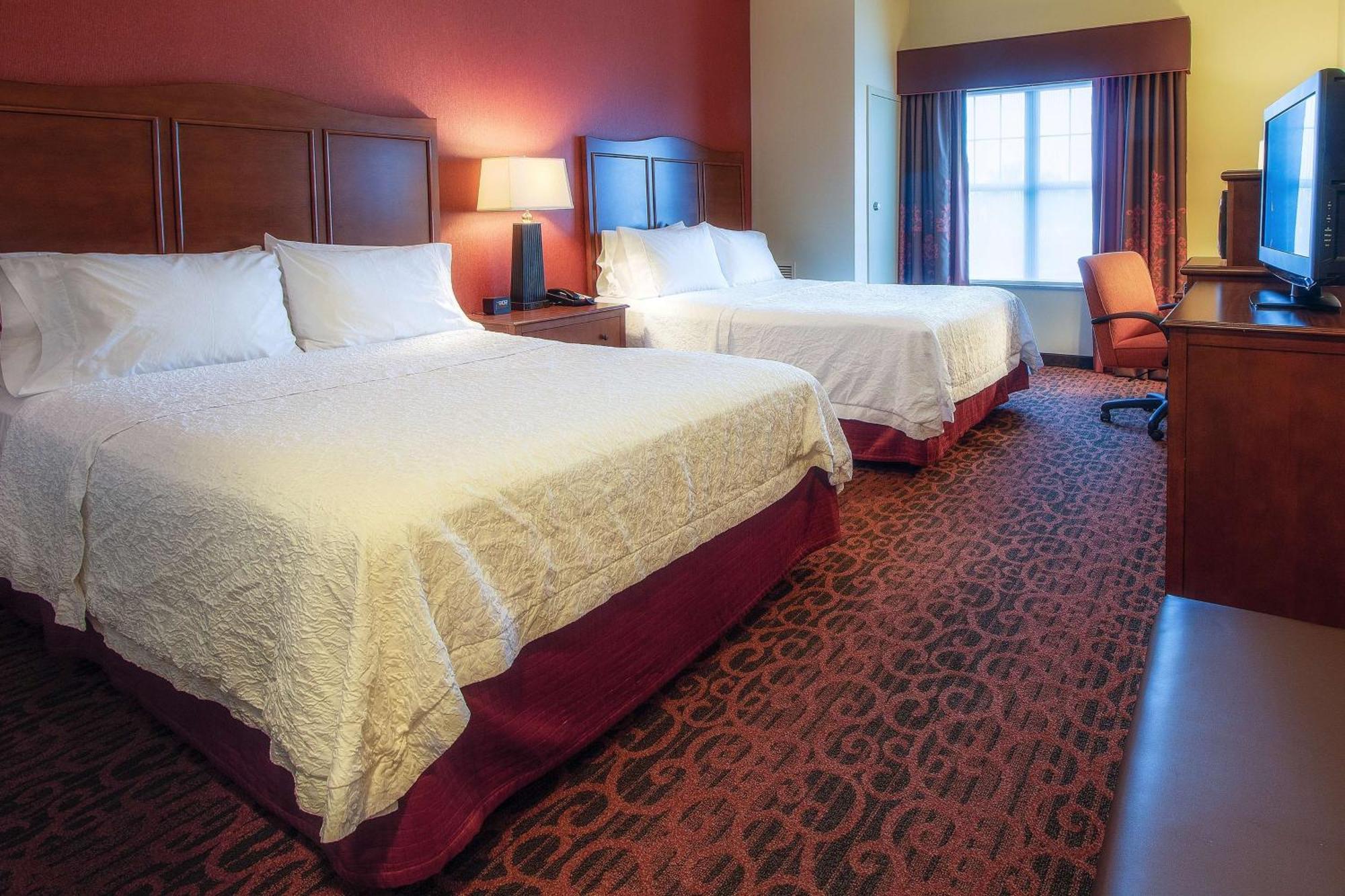 Hampton Inn Oxford/Miami University Area Екстериор снимка