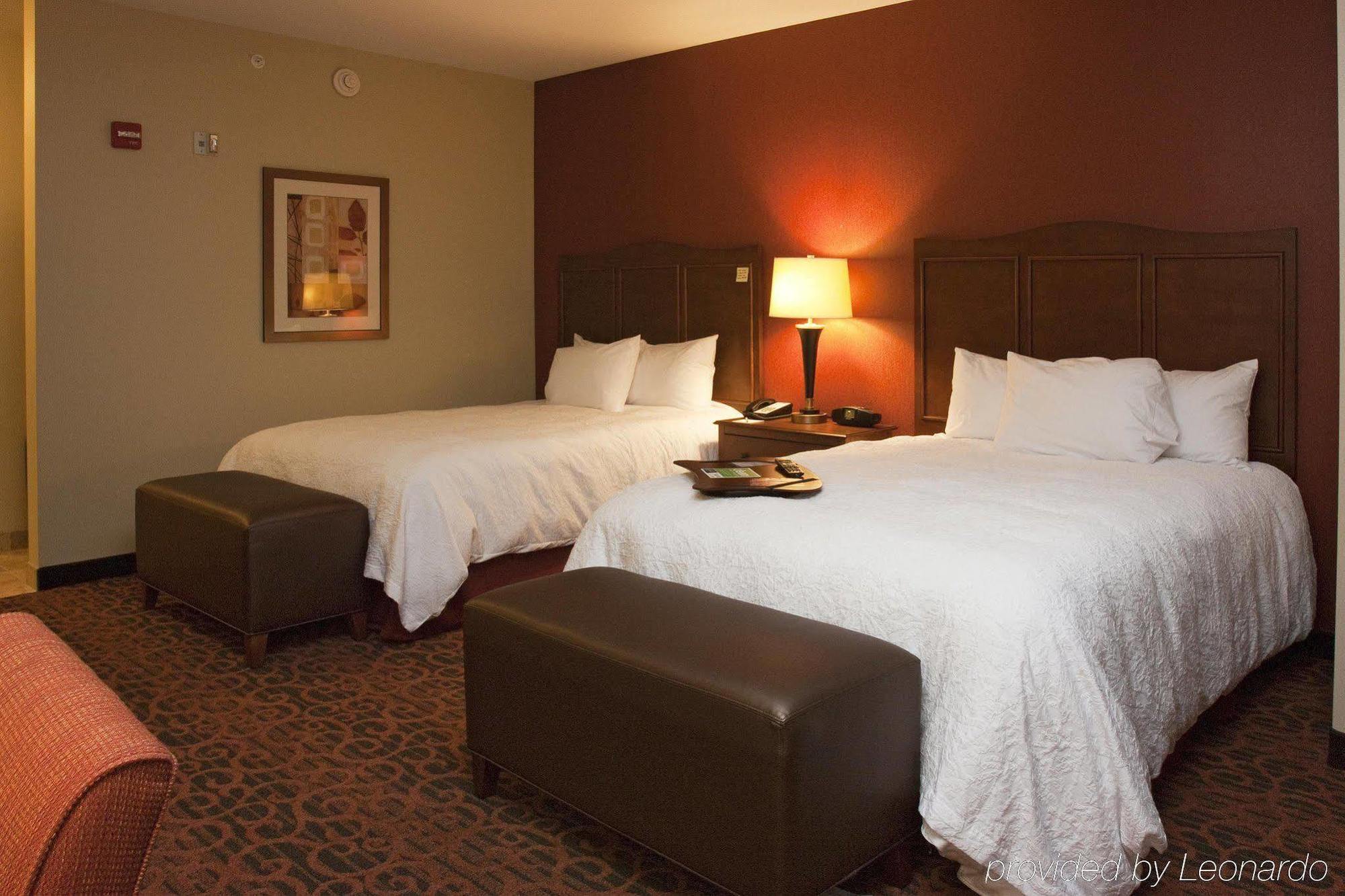 Hampton Inn Oxford/Miami University Area Екстериор снимка